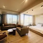 7 Stars Studio